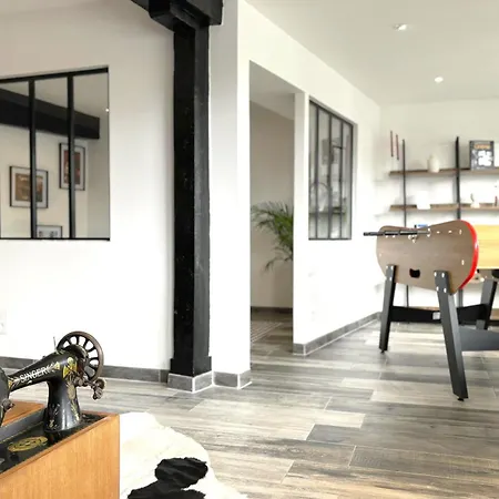 L'olympe - Babyfoot - Cinema - Parking Apartament
