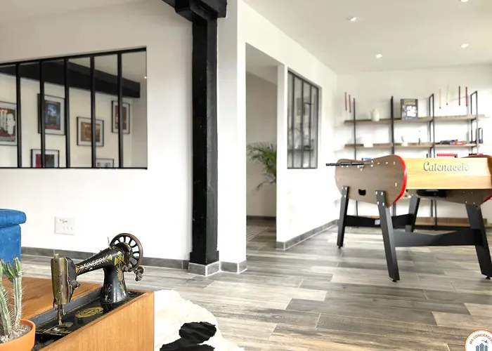 L'olympe - Babyfoot - Cinema - Parking Apartment